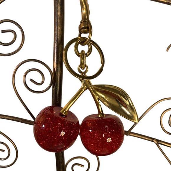 Cherry Charm - Picture 7 of 9
